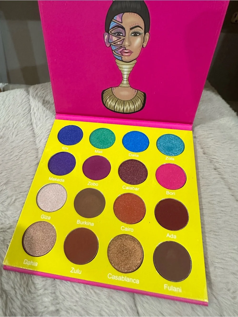 Juvia's Place The Masquerade Mini Eyeshadow Palette - Hot Pink